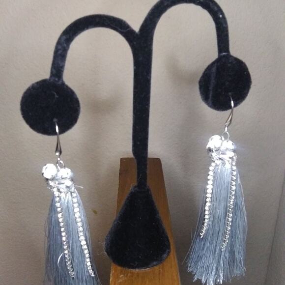 Long Grey Tassel Earrings Rhinestones Silvertone Glam Glitsy Event Party Boho - Picture 2 of 5